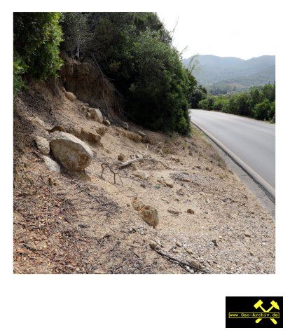 Zergruster Mittelelbagranit nahe Bivio Boni bei Portoferraio, Insel Elba, Italien - 17. Juli 2023 (8).JPG